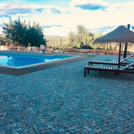 Monte Da Alfarrobeira 别墅